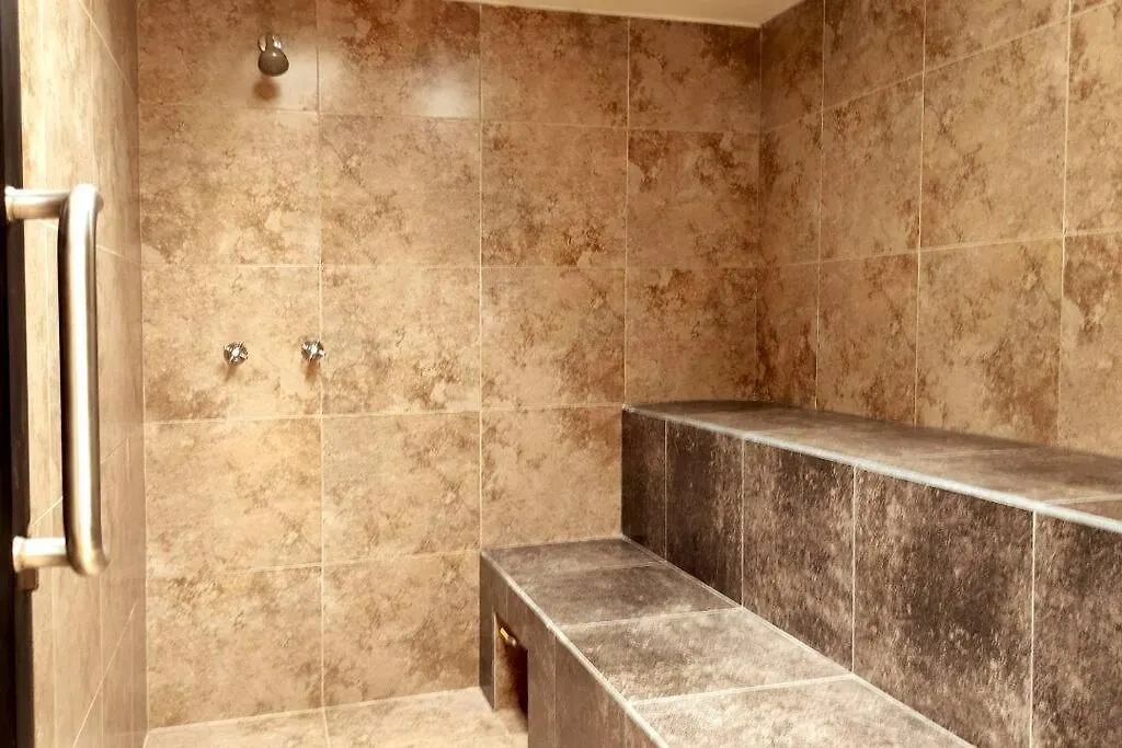 Encantadora Quinta Con Jacuzzi Y Turco Para 5 Huespedes Cerca Del Centro Historico Cuenca